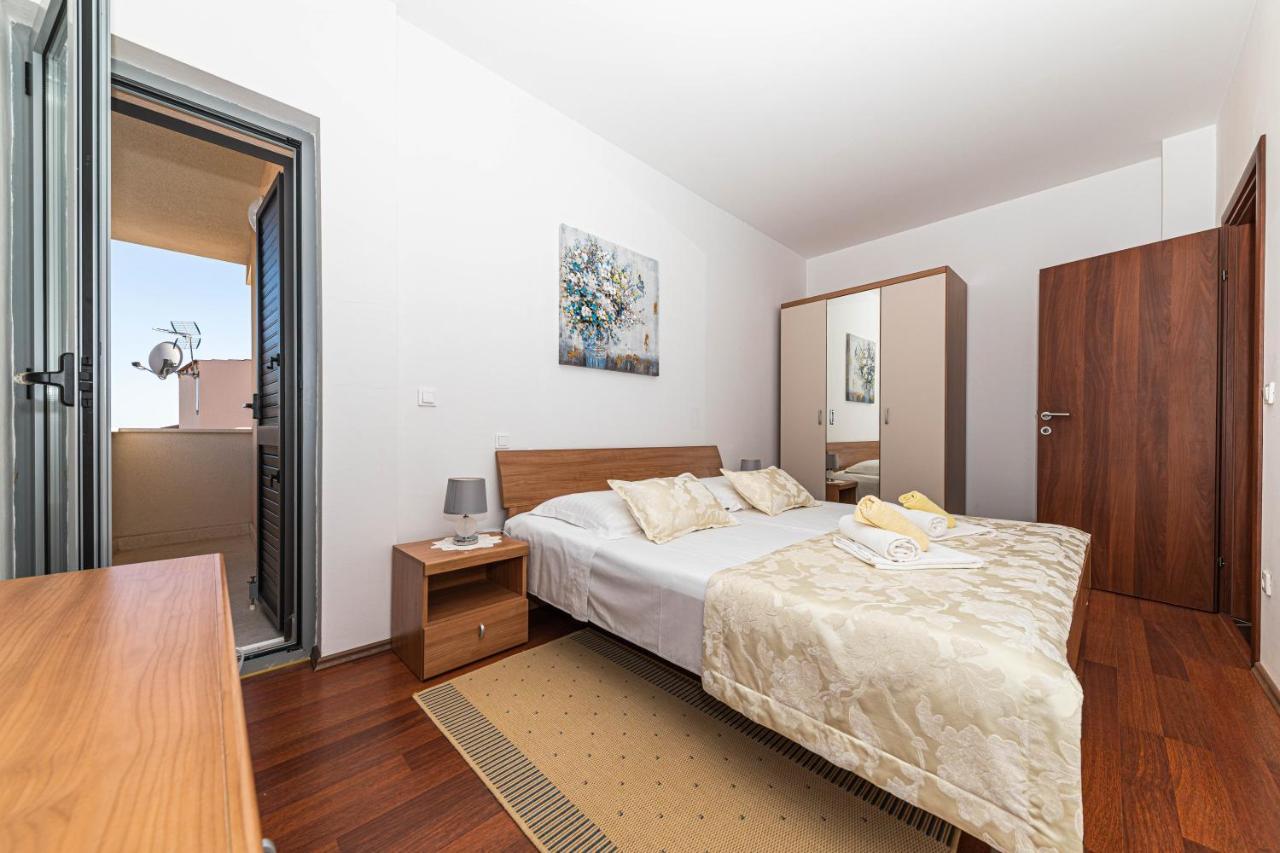 Rajcic Apartments Rogoznica  Ngoại thất bức ảnh