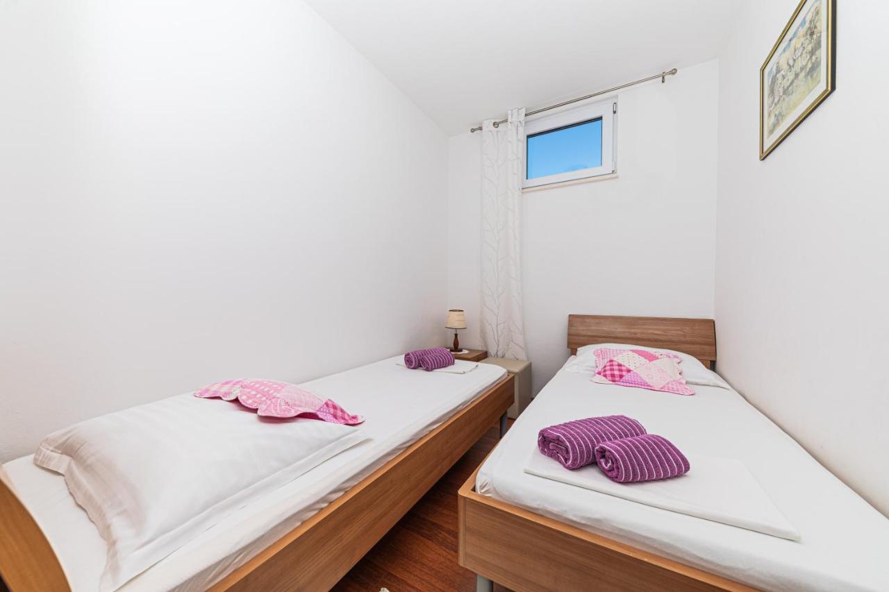 Rajcic Apartments Rogoznica  Ngoại thất bức ảnh