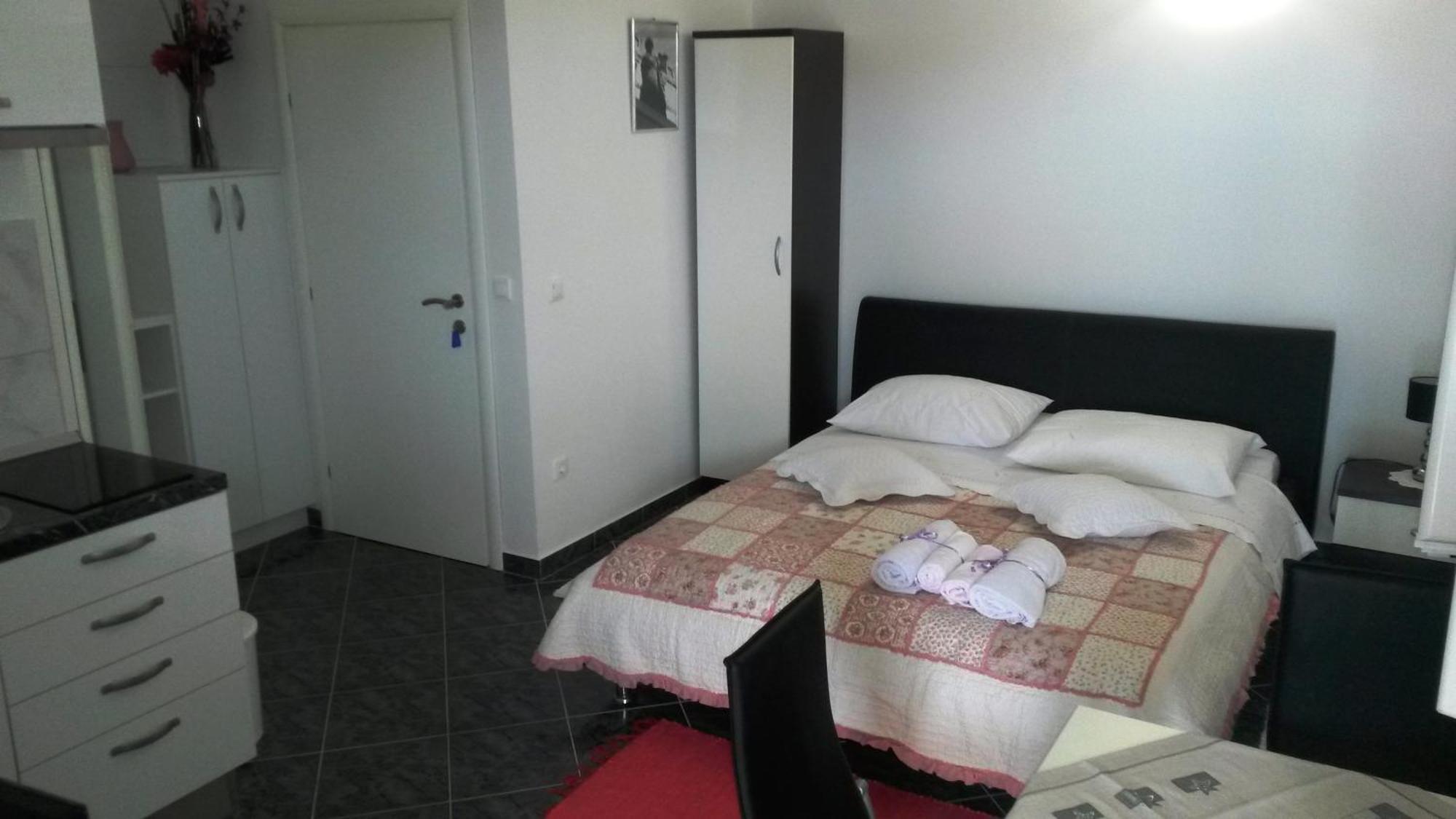 Rajcic Apartments Rogoznica  Phòng bức ảnh