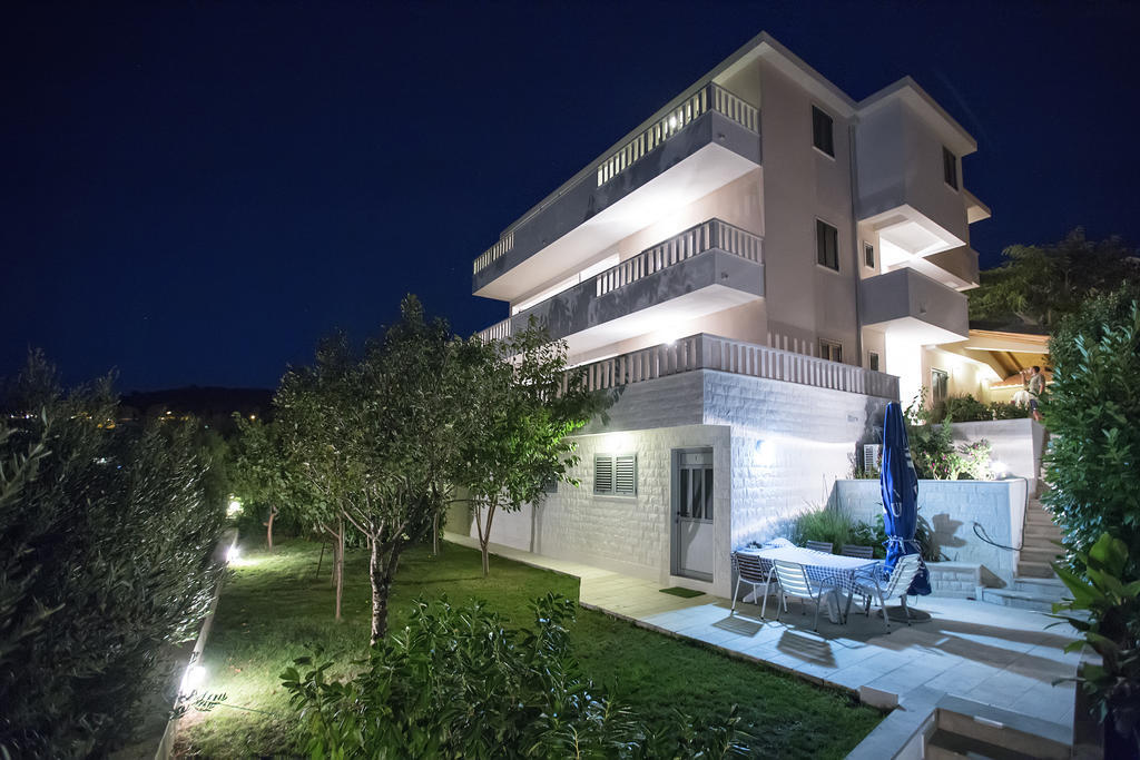 Rajcic Apartments Rogoznica  Ngoại thất bức ảnh
